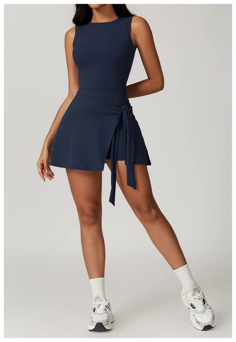 Macaquinho Feminino Beach Fit com Saia